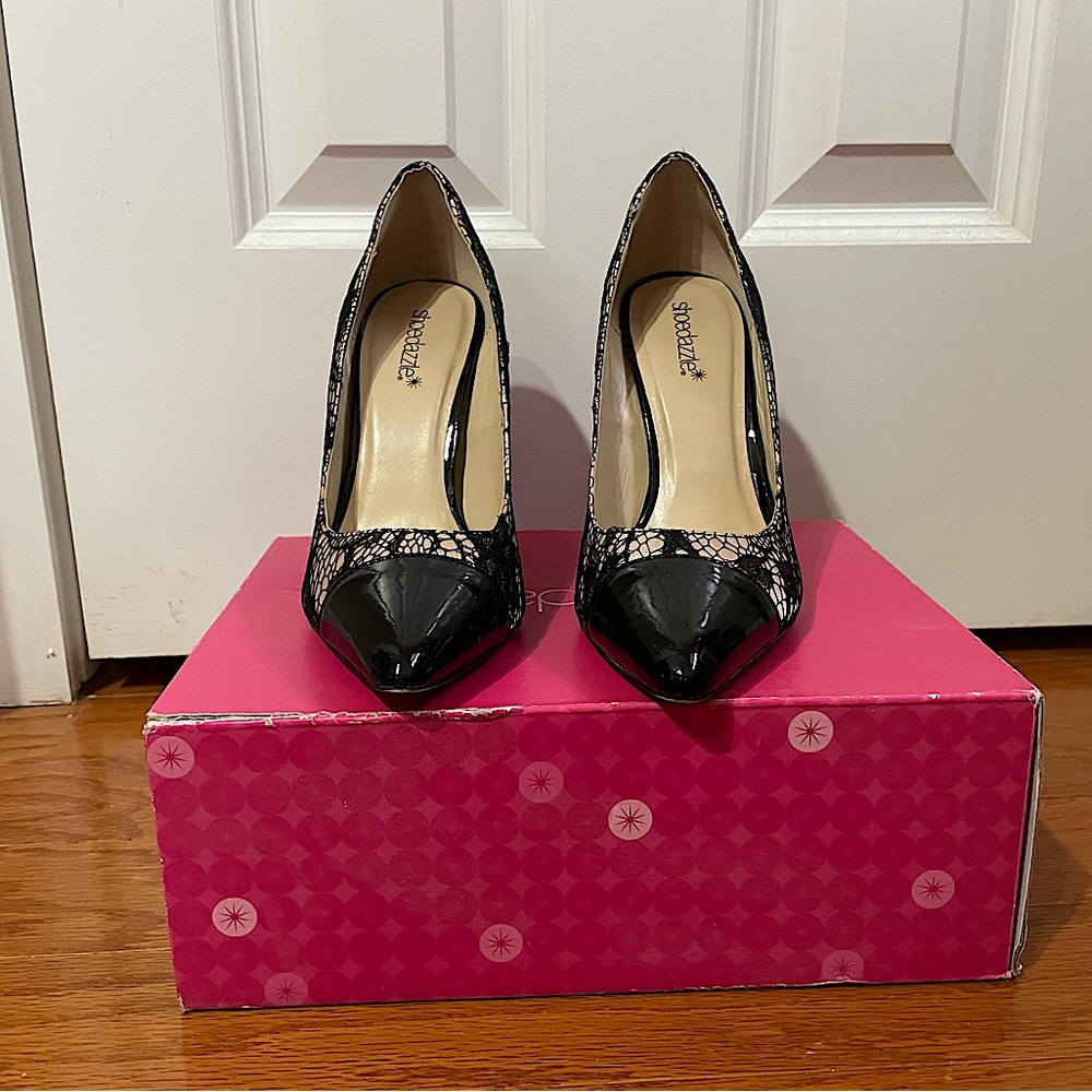 Shoe Dazzle “Leanna” Lace Heels Size 7.5